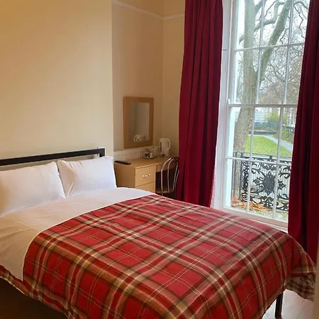 27 Argyle Square Hotel